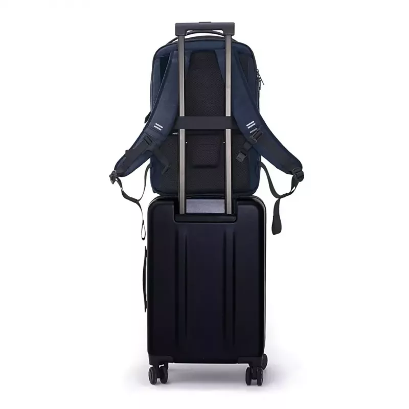 Laptop backpack XDDESIGN Bizz Navy — water-resistant, lightweight, model P705.935