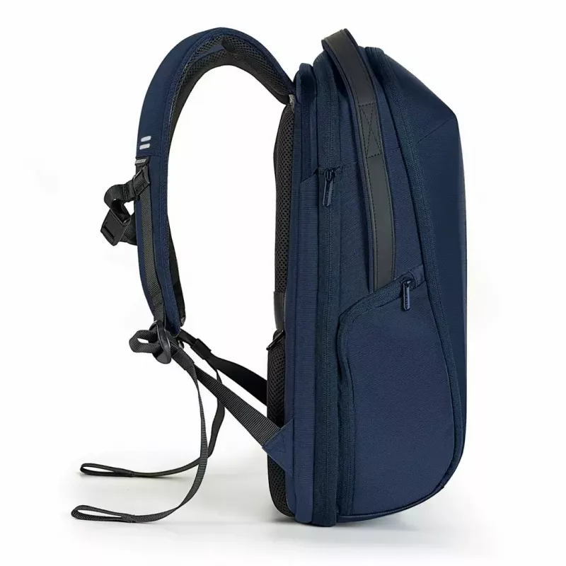 Laptop backpack XDDESIGN Bizz Navy — water-resistant, lightweight, model P705.935