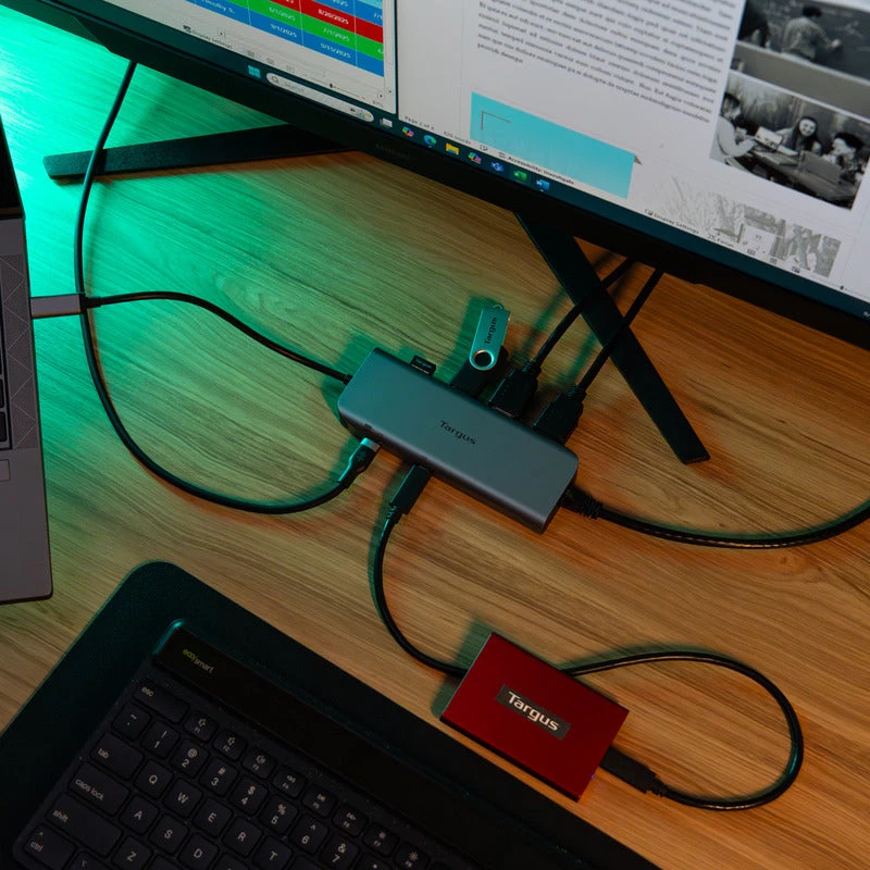 Targus Dual Video Mobile Dock with 140W EPR Pass-Thru, Wired, USB 3.2 Gen 2 (3.1 Gen 2) Type-C, 140 W, 1000 Mbit/s, Grey, 10 Gbit/s