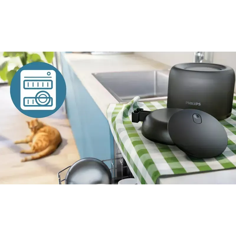 Automatic pet feeder Philips 5000 series PAW5320/02 with camera, 4.5 L food and water capacity, plastic housing, indoor use