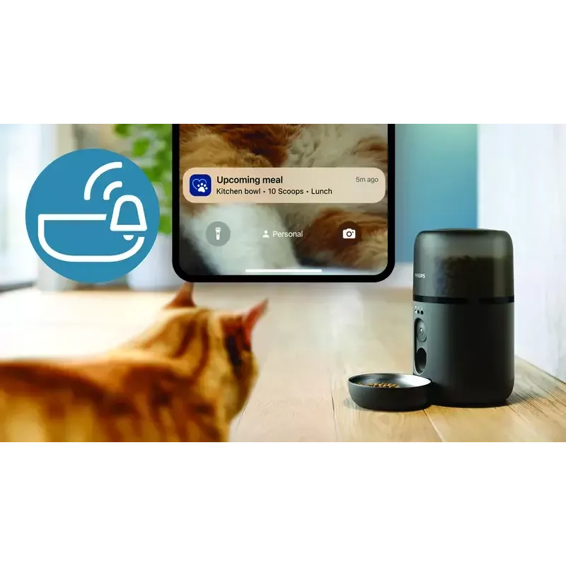 Automatic pet feeder Philips 5000 series PAW5320/02 with camera, 4.5 L food and water capacity, plastic housing, indoor use