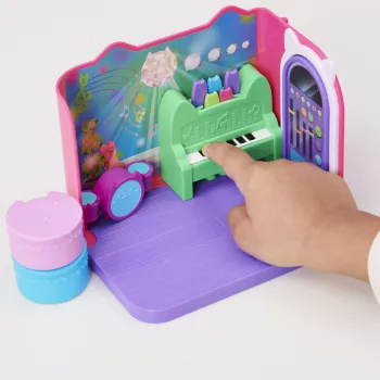 Gabby's Dollhouse , Groovy Music Room with Daniel James Catnip Figure, 2 Accessories, 2 Furniture Pieces and 2 Deliveries, Kids Toys for Ages 3 and up