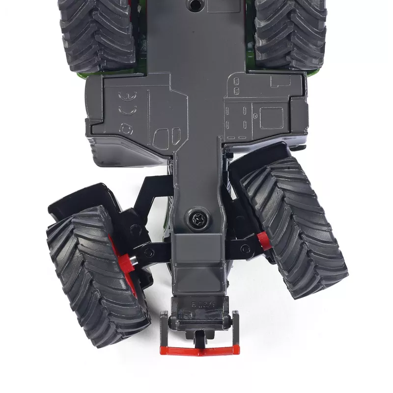 Toy vehicle and play track set Siku 3285 — mechanical play vehicle and track