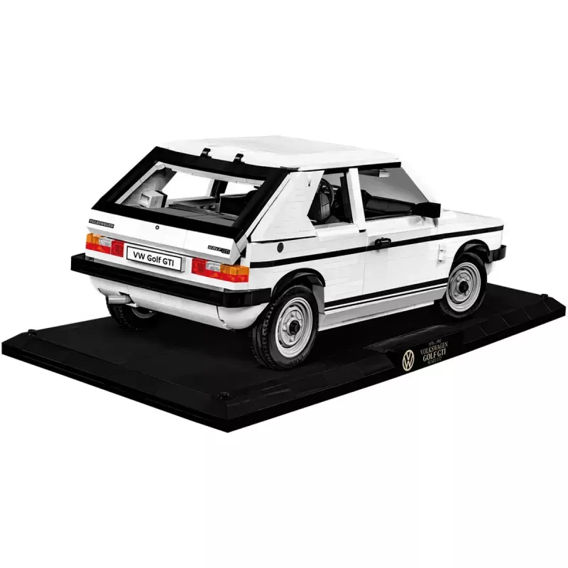 Scale 1:12 Model Kit Cobi Volkswagen Golf GTI 1976–1983 Executive Edition — detailed buildable replica