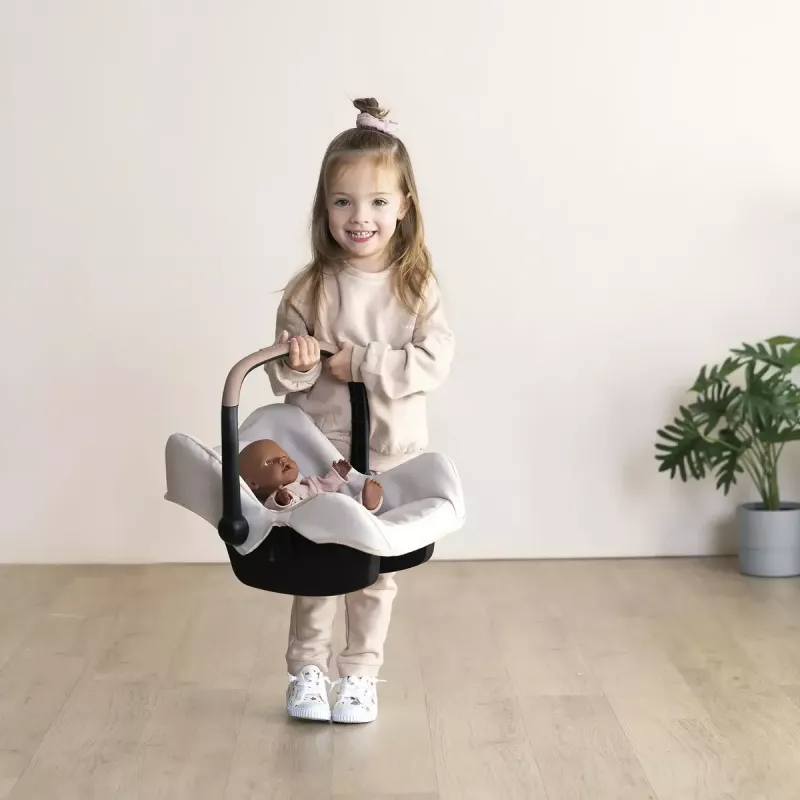 Doll car seat Simba-Dickie Maxi-Cosi, beige — accessory for dolls