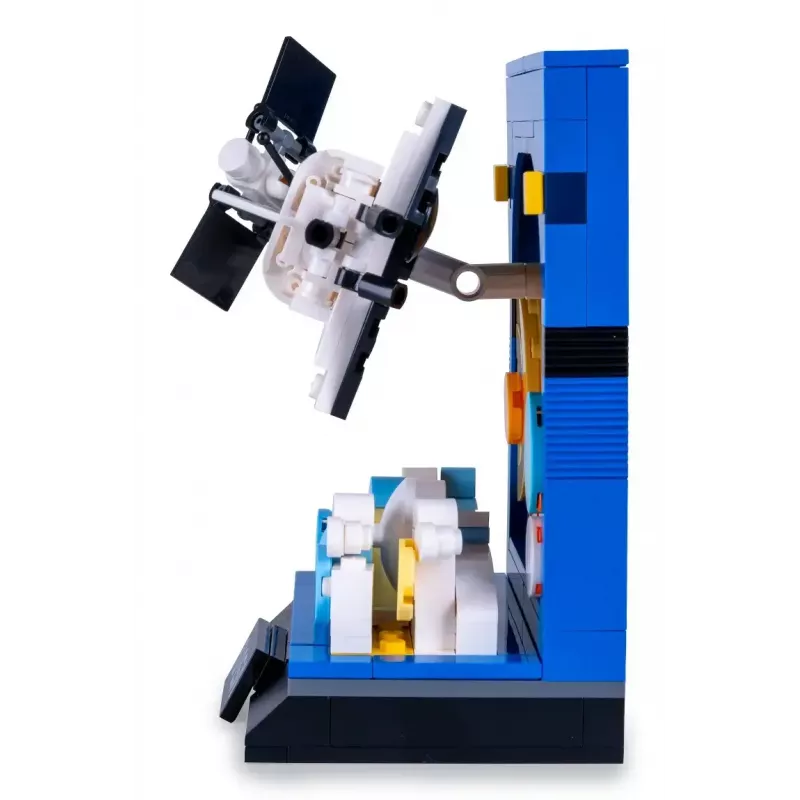 Model Kit Jamara CaDA Space Shuttle Discovery 402871