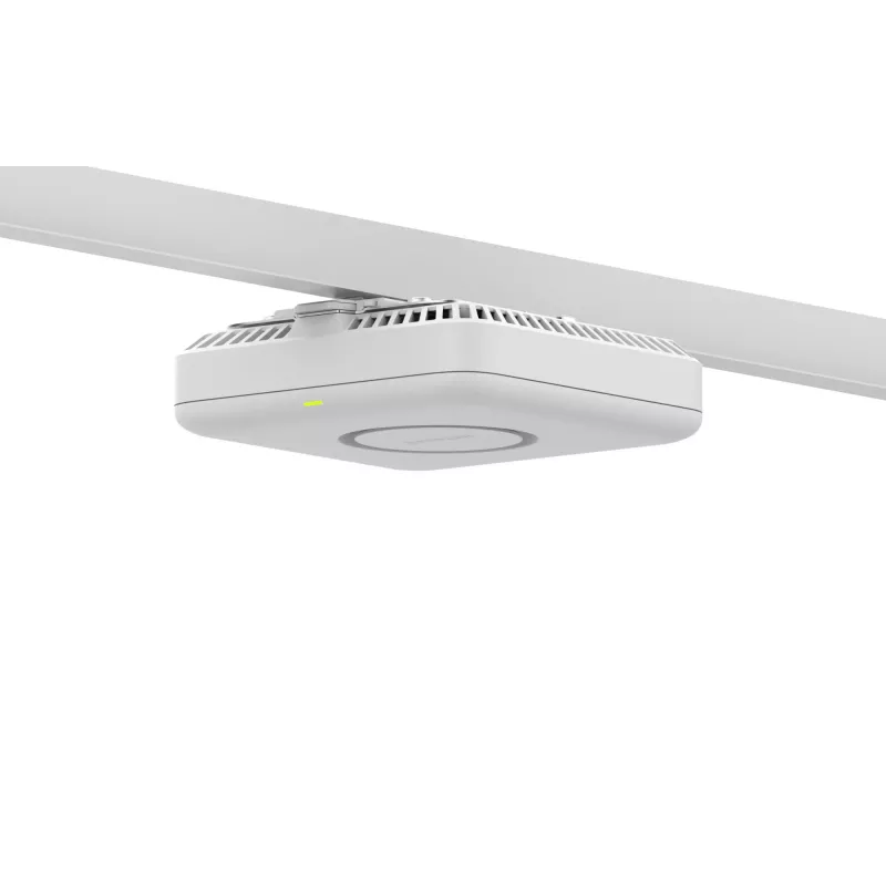 NETGEAR WBE758 11530 Mbit/s White Power over Ethernet (PoE)