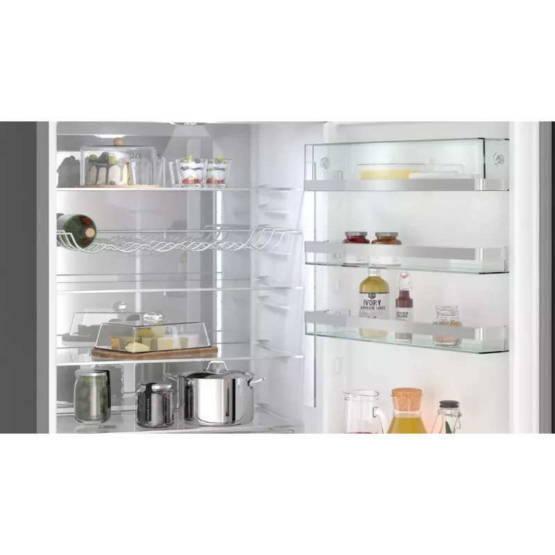 Siemens iQ500 KG49N4XAF fridge-freezer Freestanding 440 L Black