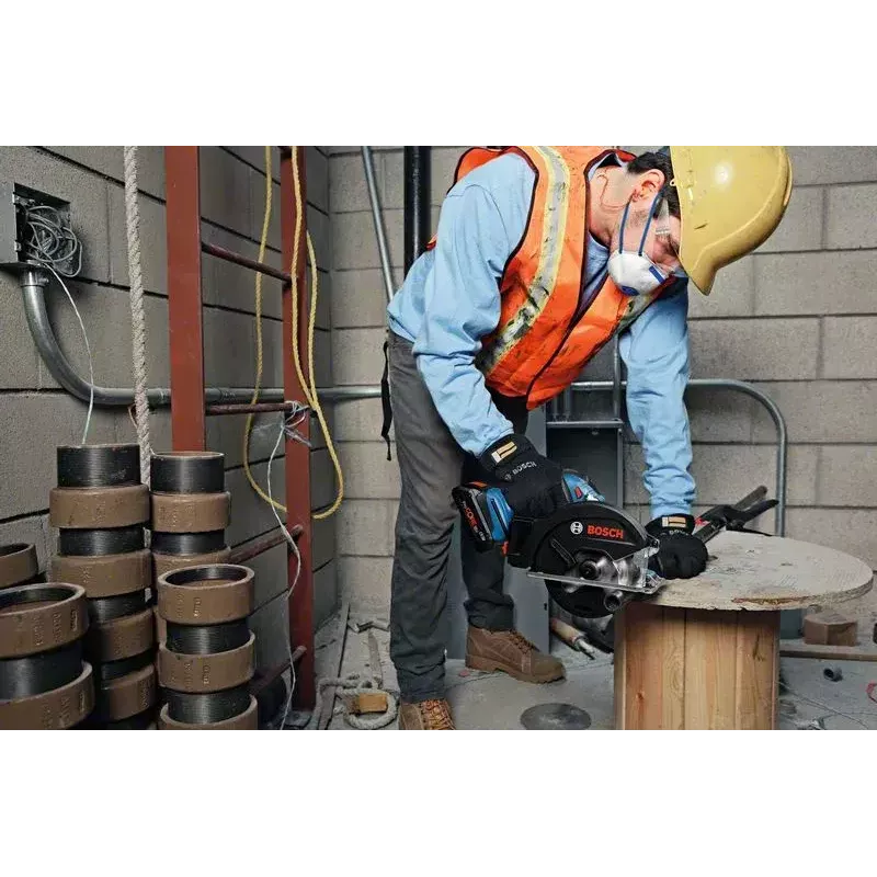 Saw Bosch GKM 18V-50 Professional