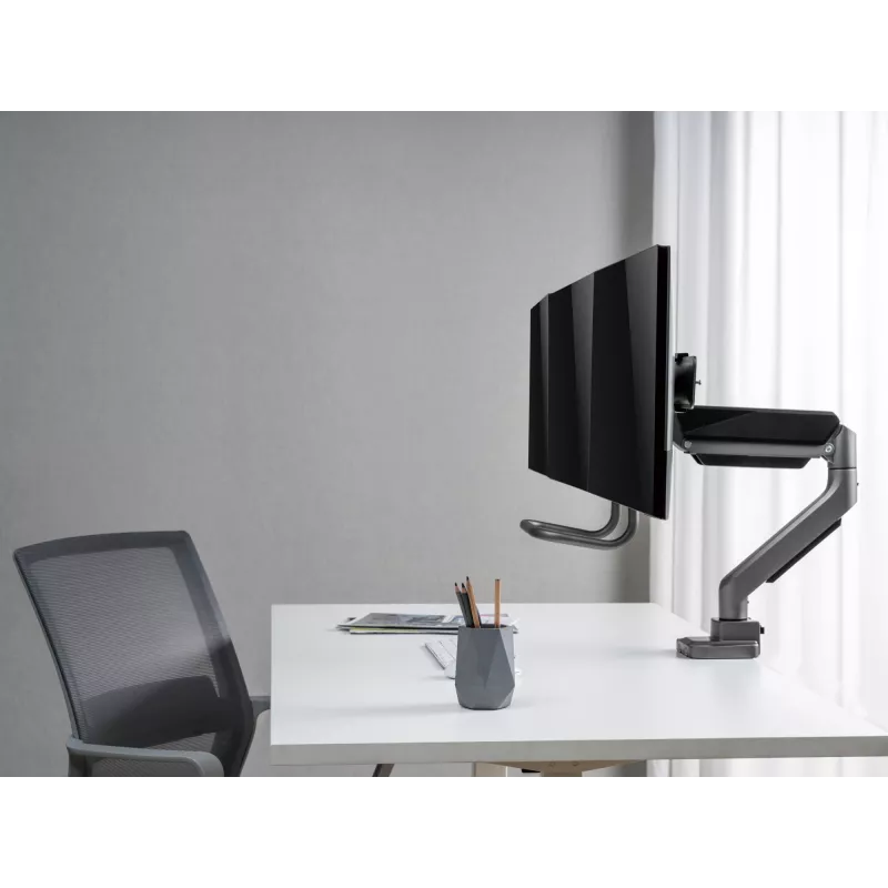 Equip 17 inch-27 inch Triple Monitor Desk Mount Bracket