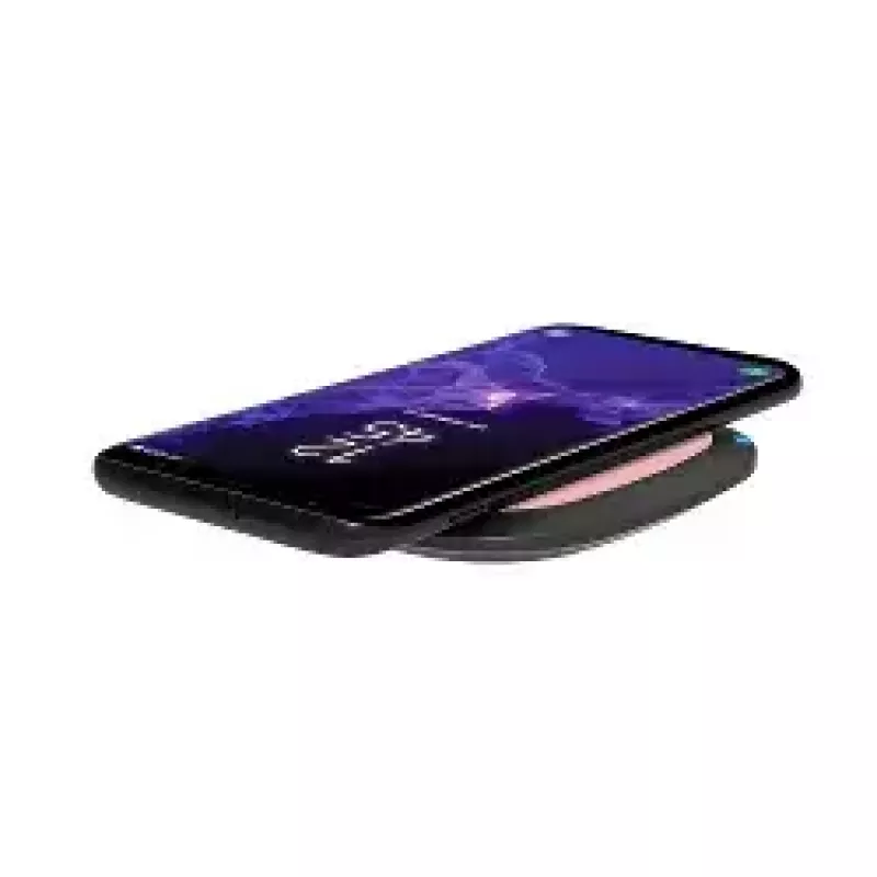 Charger Indoor RealPower FreeCharge-10 Smartphone Black