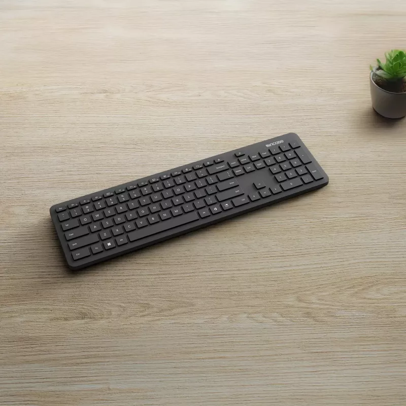 Incase Designed by Microsoft Bluetooth keyboard Universal QWERTY German Black