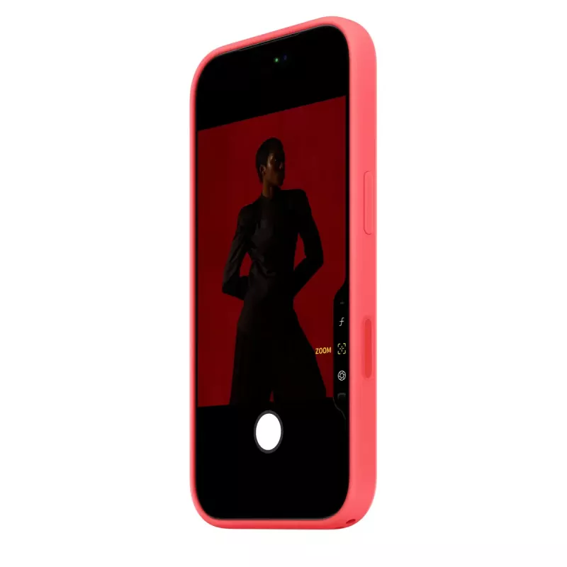 Silicone Case with MagSafe for Apple iPhone 17 Pro — Bright Guava (Red) — Cover, fits 16 cm (6.3 inch)