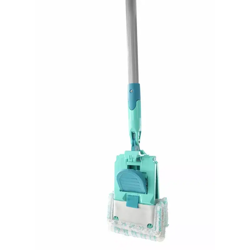 Floor cleaning set Leifheit PowerClean M 1055510 with microfiber cloth and adjustable handle