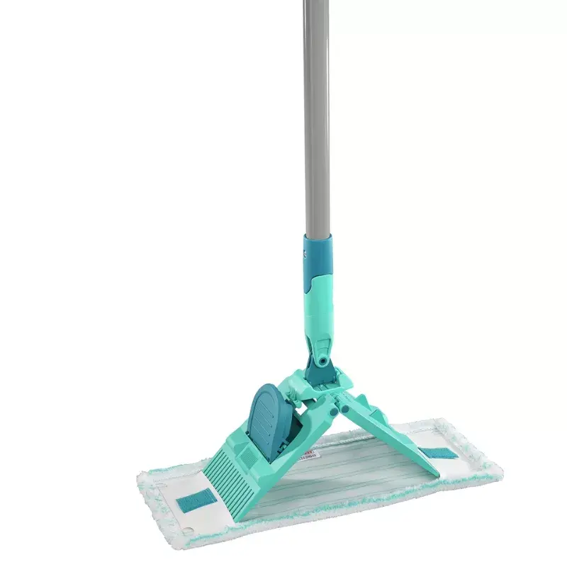 Floor cleaning set Leifheit PowerClean M 1055510 with microfiber cloth and adjustable handle