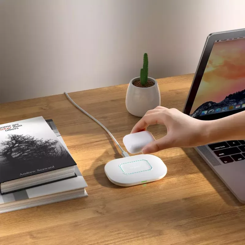 Wireless charging pad CHOETECH T550-F-v2 15W White — Qi-compatible 15W fast wireless charger
