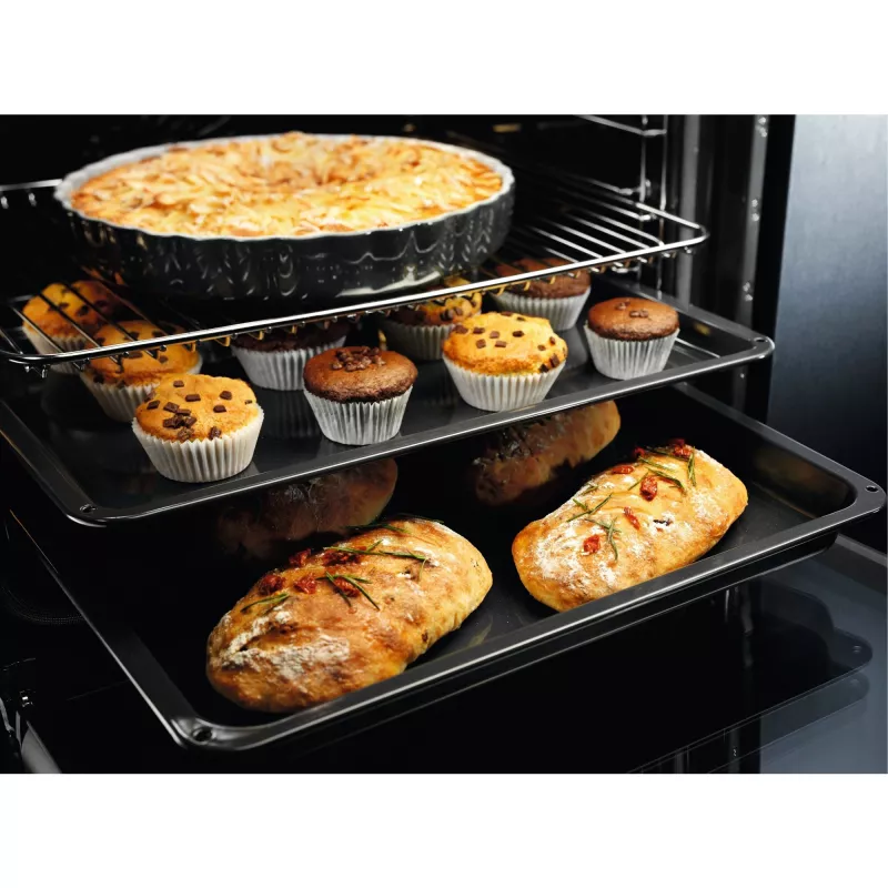 Electrolux EOF3H40BX 65 L Black, Steel