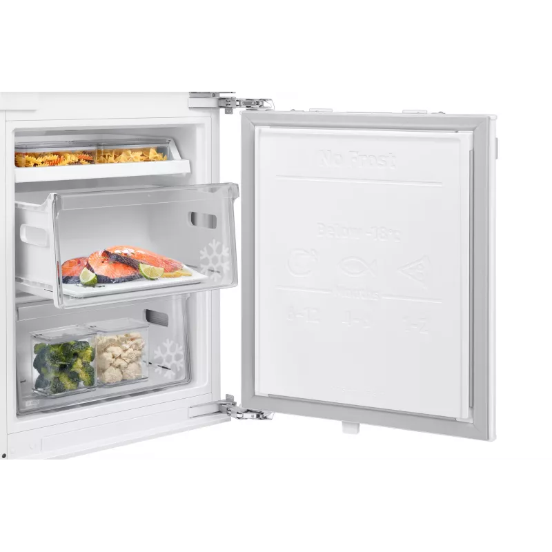 Samsung BRB70F30AEF0EO fridge-freezer Built-in 298 L White