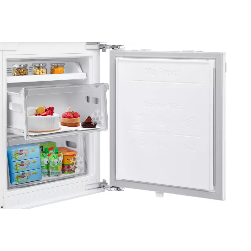 Samsung BRB70F30AEF0EO fridge-freezer Built-in 298 L White