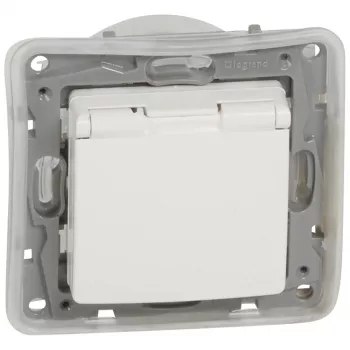 Legrand 664747 socket-outlet