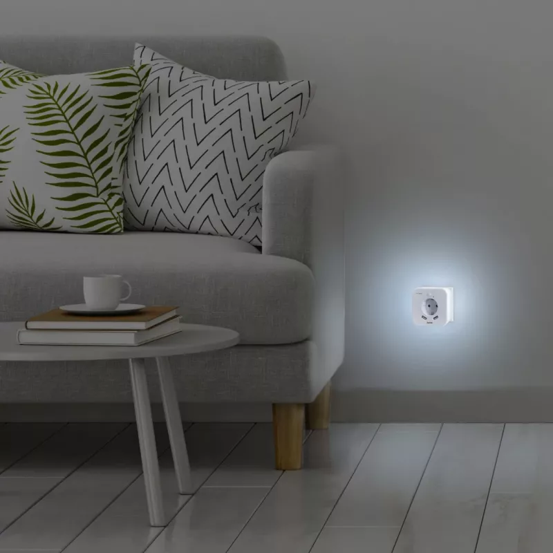 Hama 00223498 LED Night Light with Socket, 2 USB Outputs, Motion and Light Sensor
