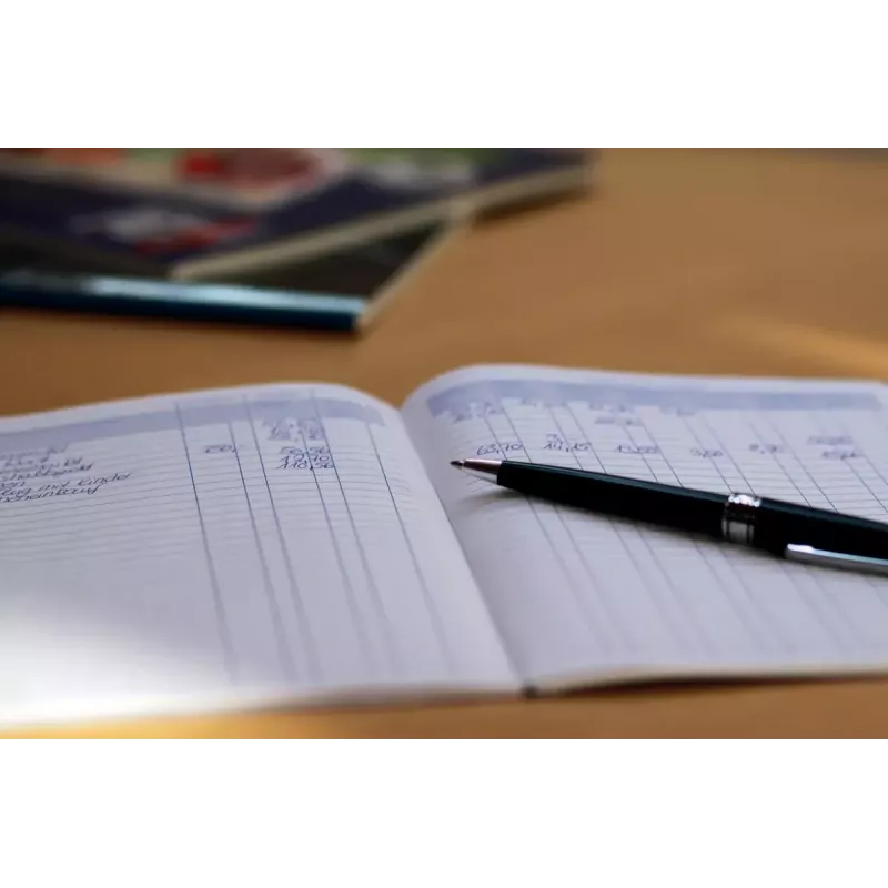 Accounting form/book AVERY 201 A5 36 pages