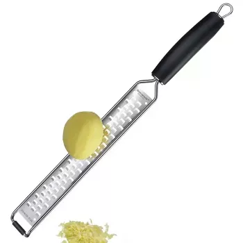 Flat grater Westmark Technicus‑Pro, stainless steel blades, black plastic body, 36 mm width, 399 mm length