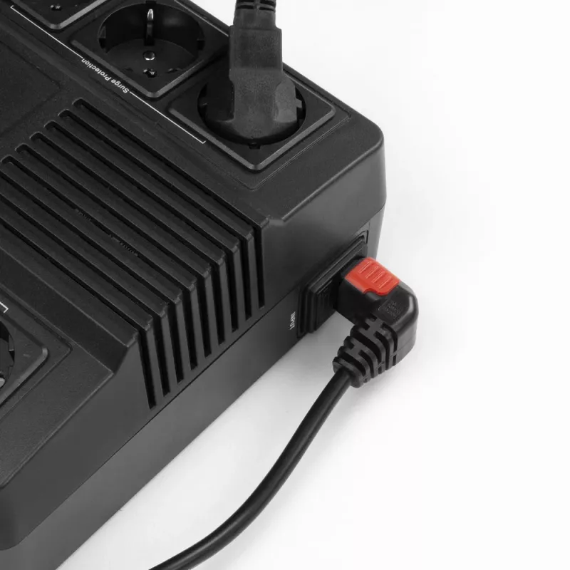 ACT Powercord CEE 7/7 male (angled) - C13 IEC Lock (up angled) black 1 m, EL448S