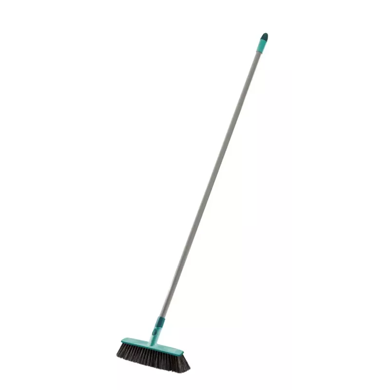 Indoor soft-bristle broom Leifheit 45032 – soft bristles for delicate floors, lightweight handle