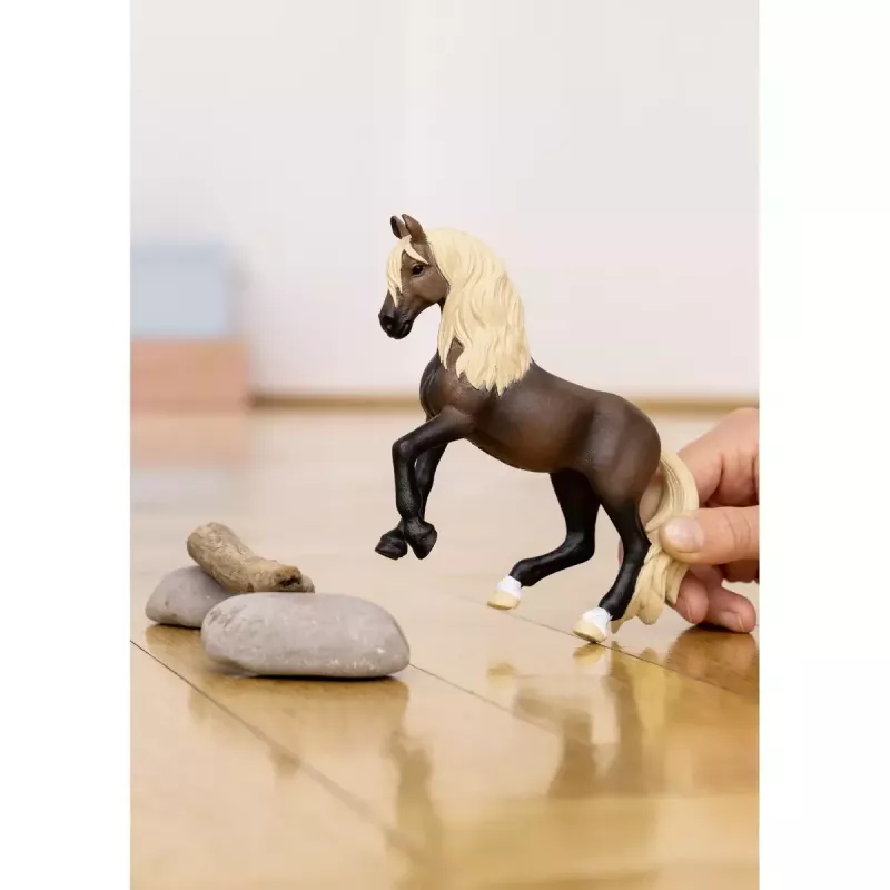 Schleich horse figurine Peruvian Paso Stallion model 13952, for ages 5+, beige/brown