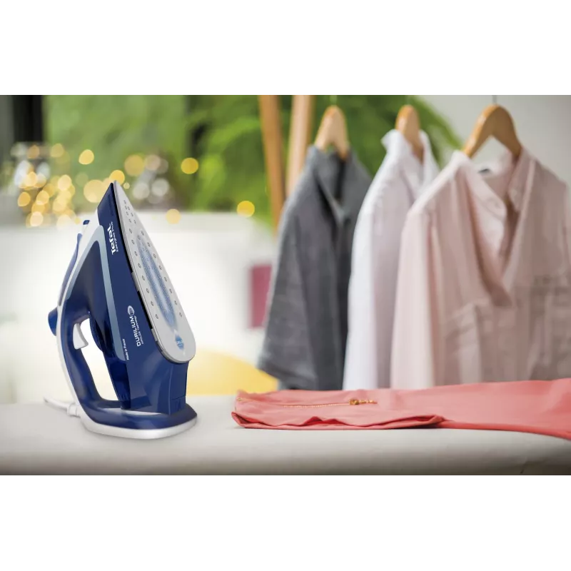 Tefal EasyGliss Plus FV5735 iron Dry & Steam iron Durilium soleplate 2500 W Blue, White