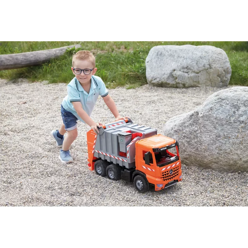 Lena GIGA TRUCKS Garbage truck Arocs with labels