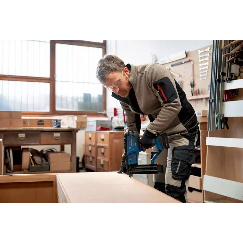 Bosch GNH 18V-50 M Professional Nailer Battery