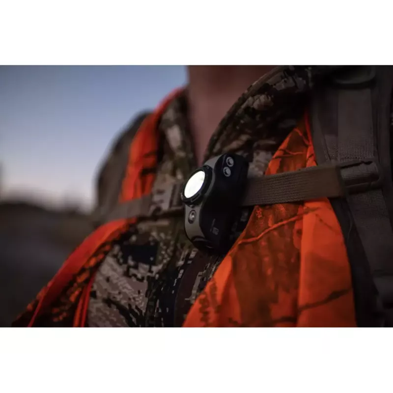 Hand flashlight Ledlenser MH8 Black