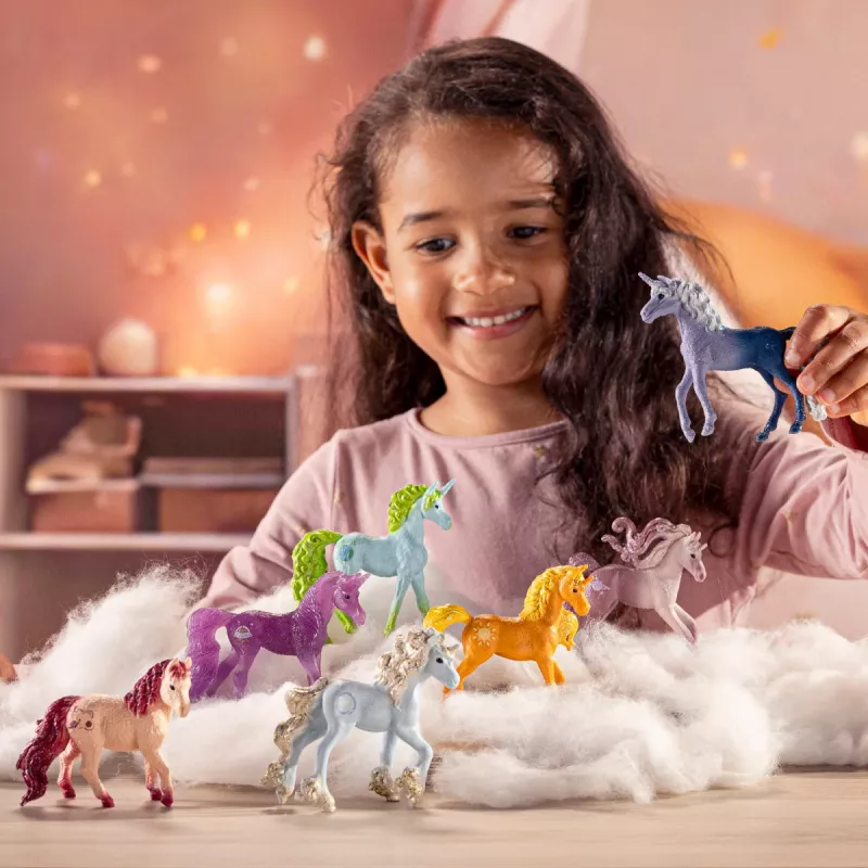 Schleich collectible unicorn figure Planetea, pink, for ages 5+