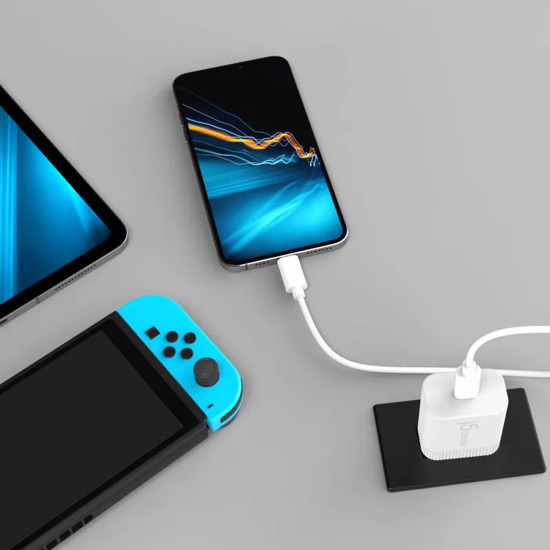 Wall Charger j5create JUP1420 20W PD USB-C Indoor AC 100-240V