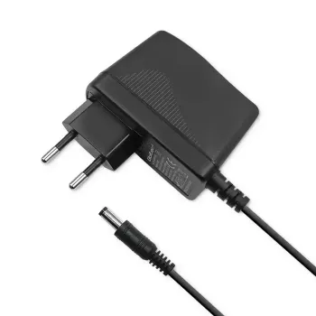 Mobile device charger Qoltec 52397 Universal Black AC Indoor 2A 220-240V