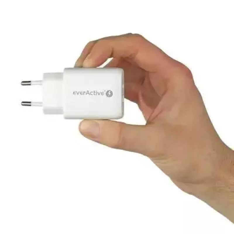 USB-C Charger everActive SC-370Q 25W QC3.0 USB fast charging
