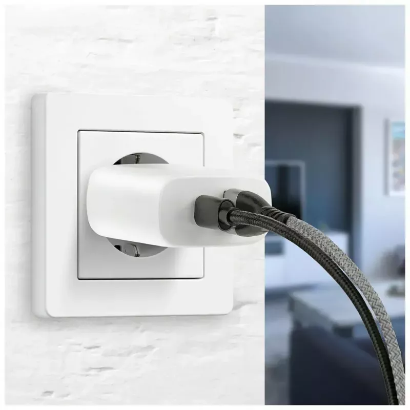 USB-C Charger everActive SC-370Q 25W QC3.0 USB fast charging
