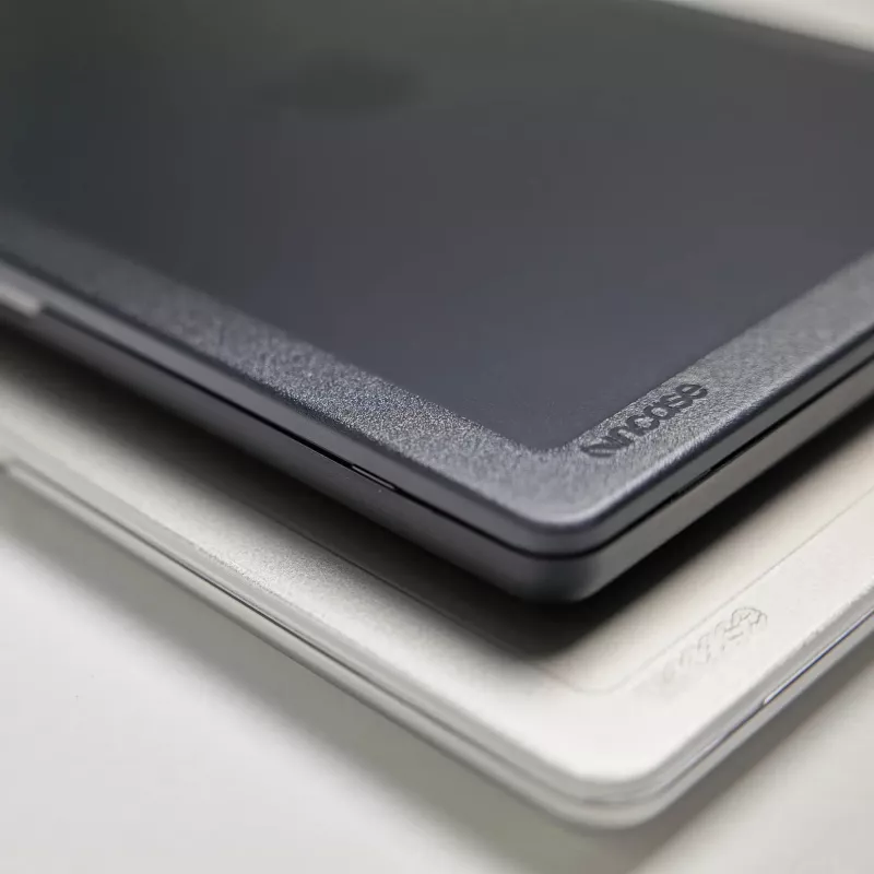 Incase Edge Hardshell Case with Makrolon® for 14-inch MacBook Pro (M1-M4, 2021-2024)