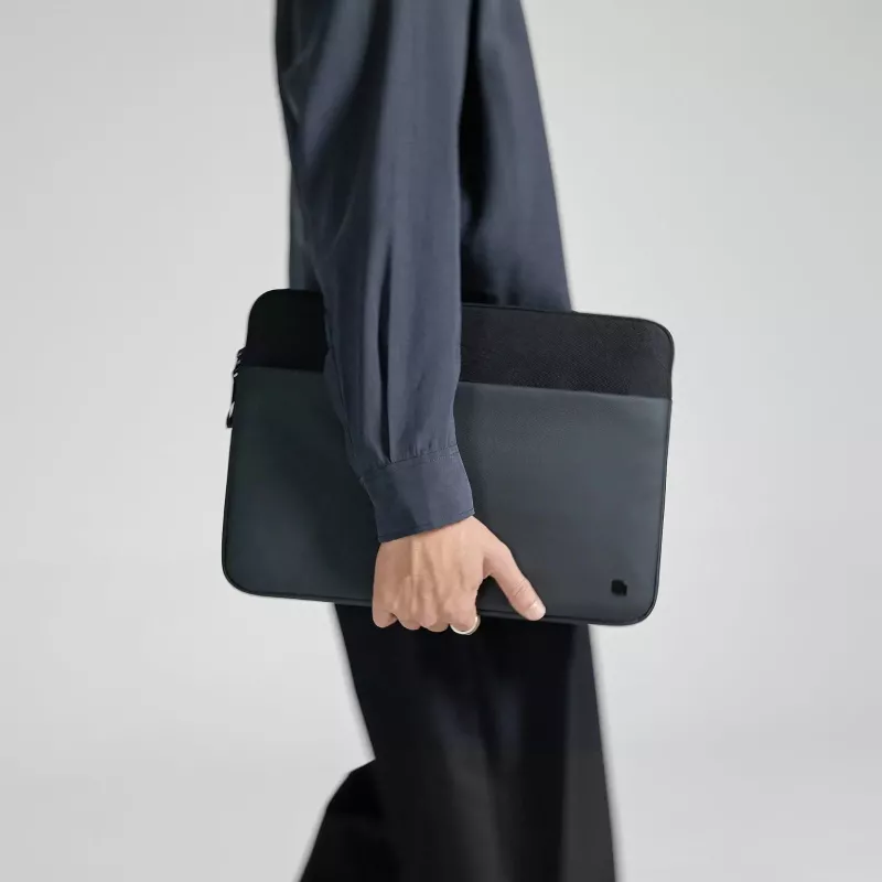 Incase A.R.C. Sleeve With ReSpun 100% Recycled Polyester for 14-inch Laptop (M1-M4, 2021-2024)