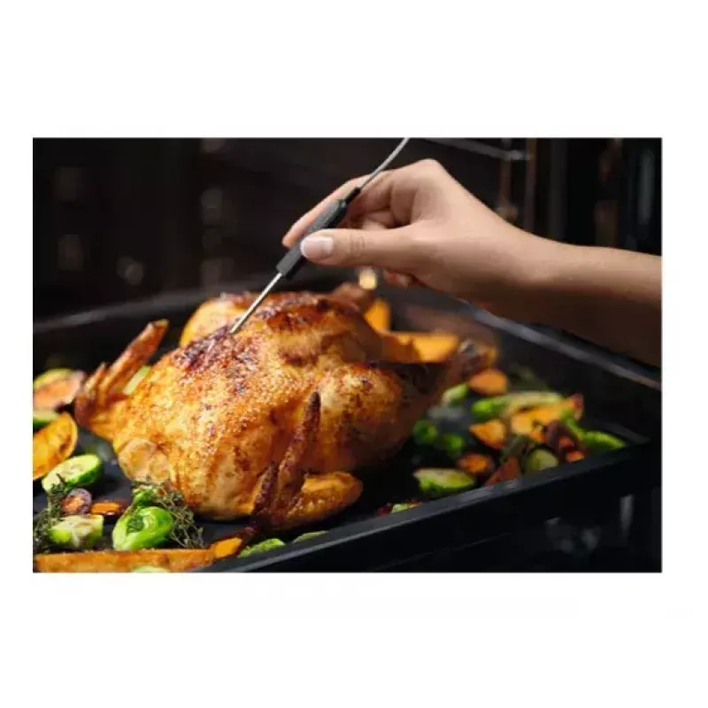Built-in electric oven Electrolux EOC8P39WZ — 72 L, pyrolytic self-cleaning, steam, grill, convection, black