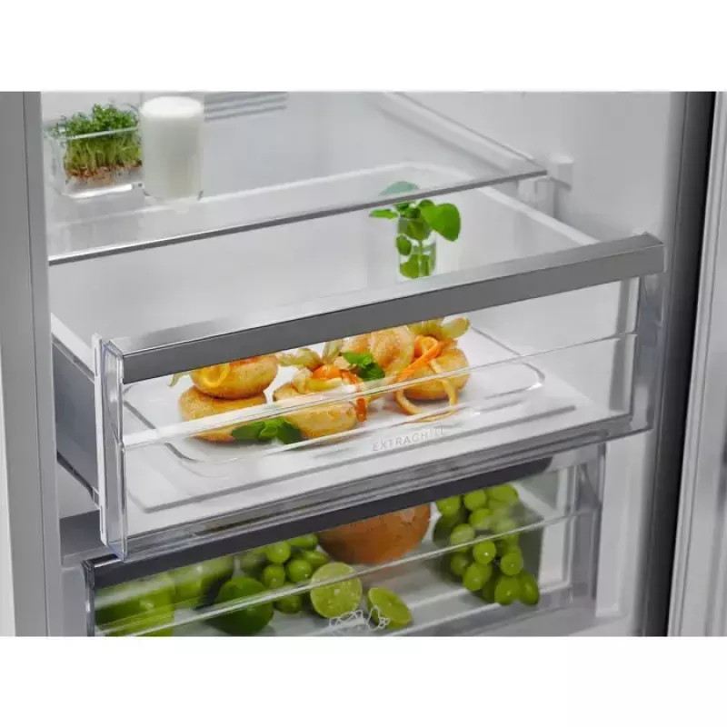 Electrolux LNC7ME32X3 Freestanding 330 L Stainless steel