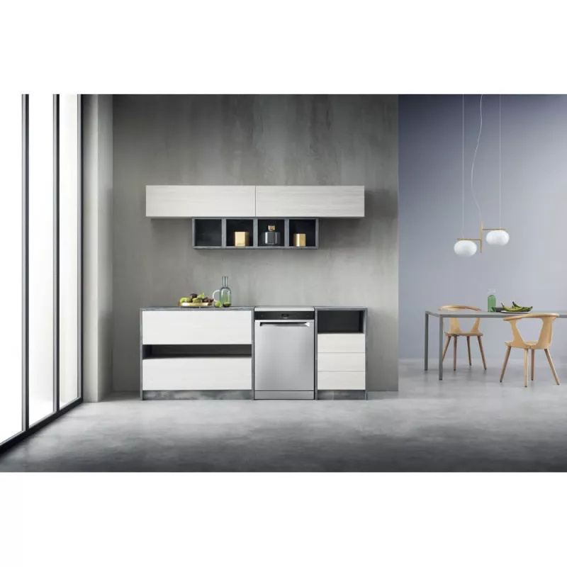 Whirlpool WFC 3C26 PF X Freestanding 14 place settings