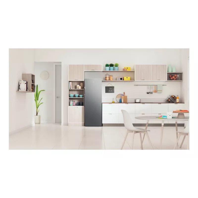Indesit SI6 2 S EU fridge Freestanding 323 L Silver