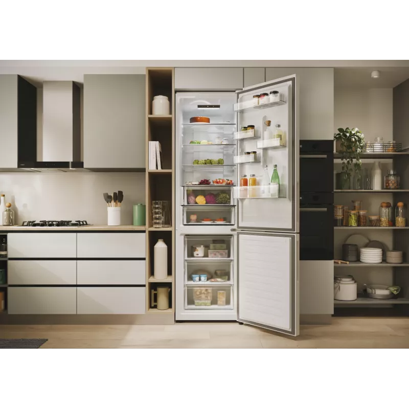 Candy CNCQ2T620EW Freestanding 409 L White