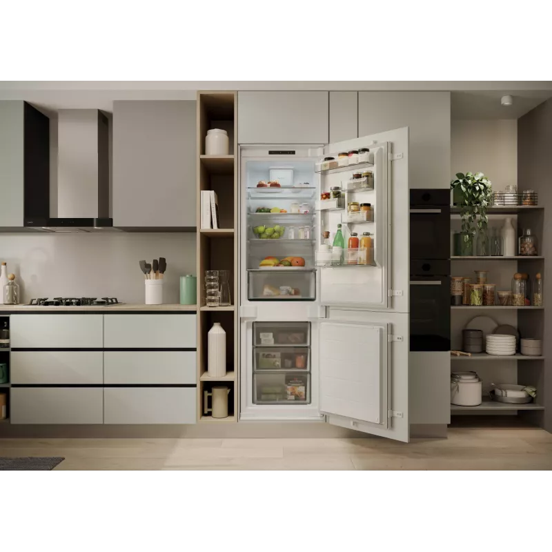 Candy ECNBQL3518EV Built-in 268 L White