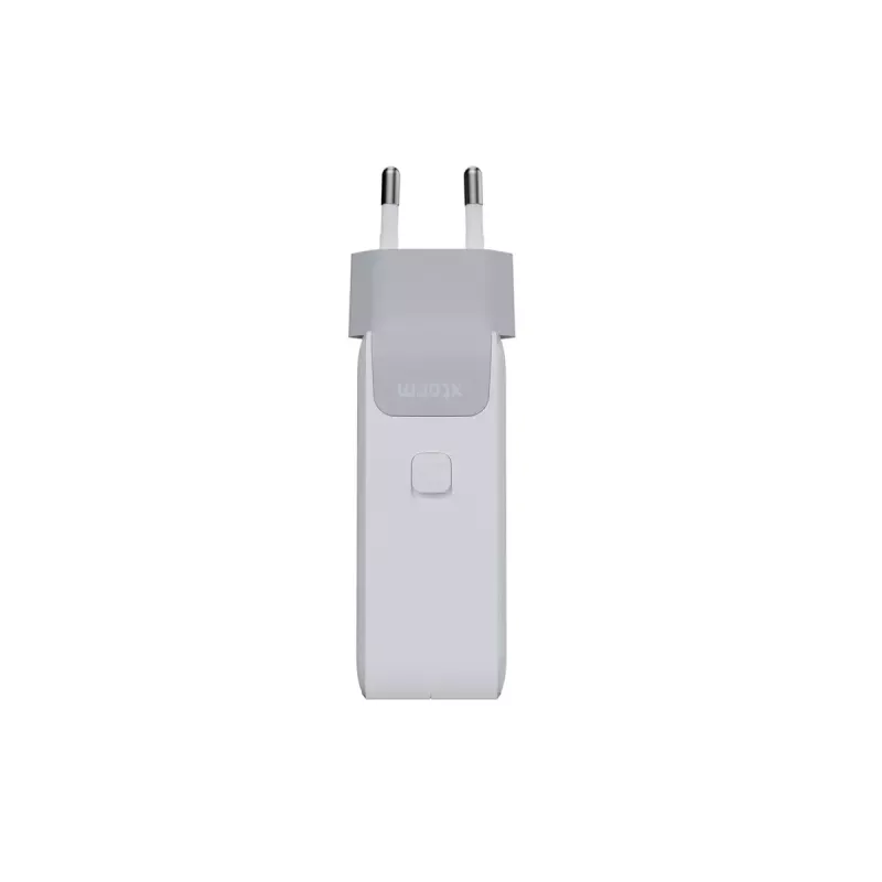 Portable 140W GaN Travel Charger Xtorm XVC2140 with 3× USB-C PD ports and 2 m USB-C cable, white