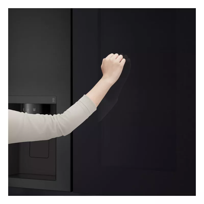 LG InstaView GSGV81EPLL side-by-side refrigerator Freestanding 635 L Black
