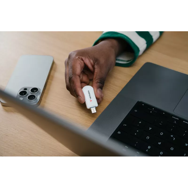 Verbatim Plectra USB-C Flash Drive White 512GB, 512 GB, USB Type-C, 3.2 Gen 1 (3.1 Gen 1), 100 MB/s, Capless, White